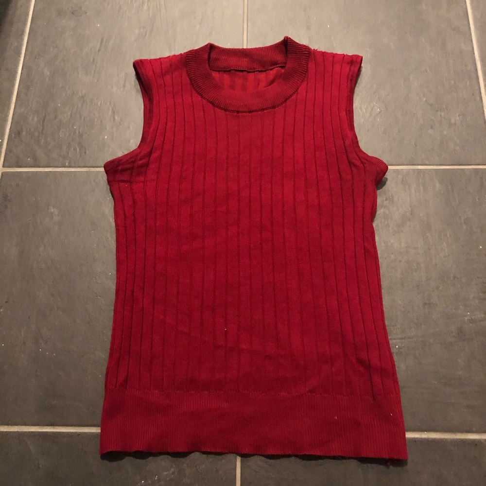 Red Knit Sleeveless Top